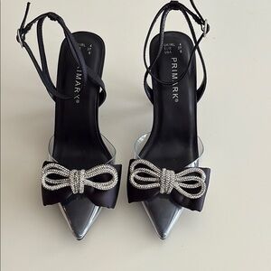 Bow Heels
